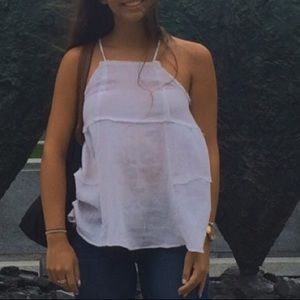 White loose tank top!